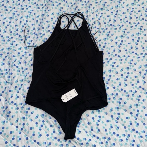 Express XL Body Contour Collection Black Blouse - Picture 2 of 3